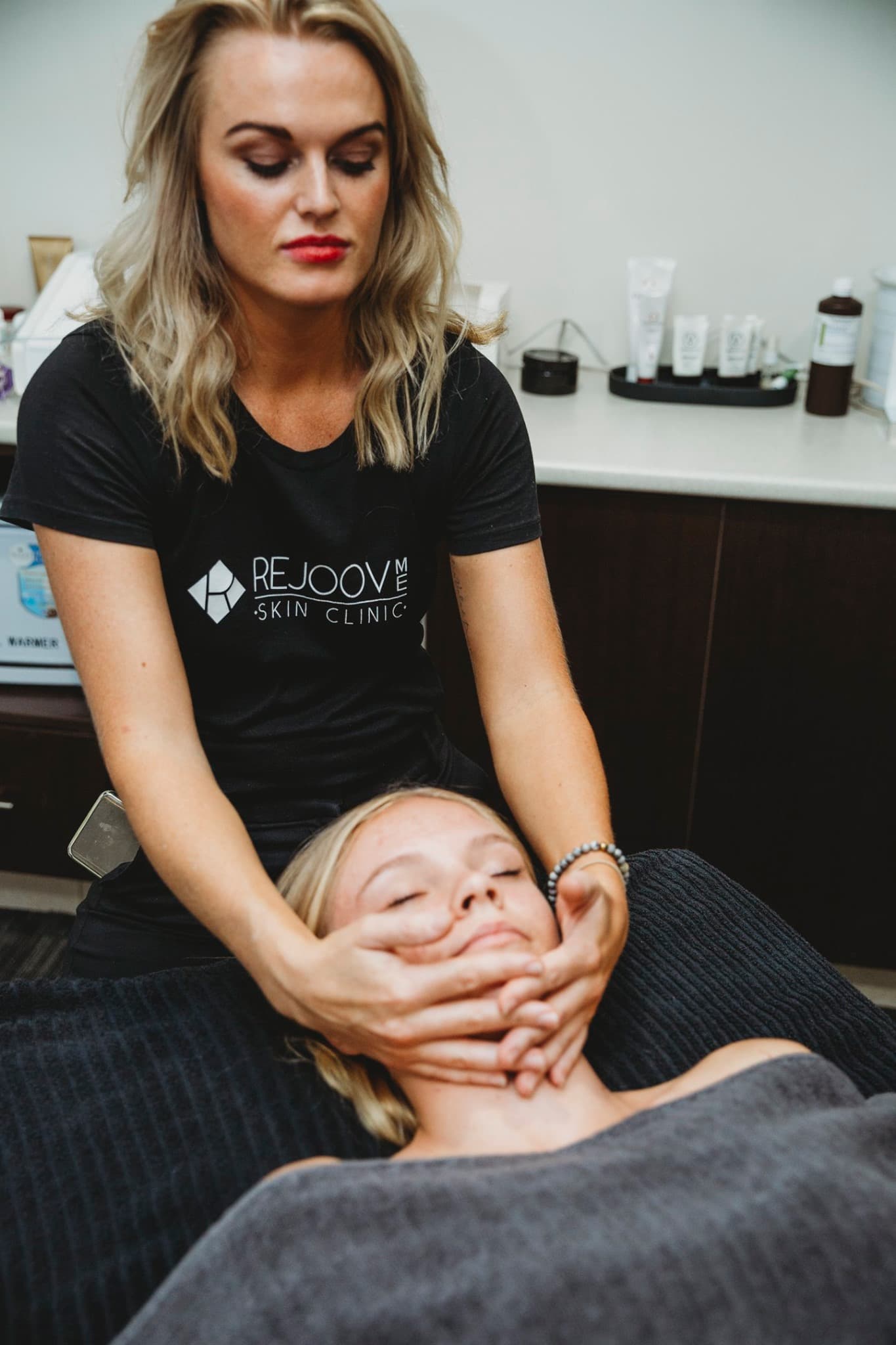 Facial massage at RejoovMe, the best day spa on the Gold Coast overall